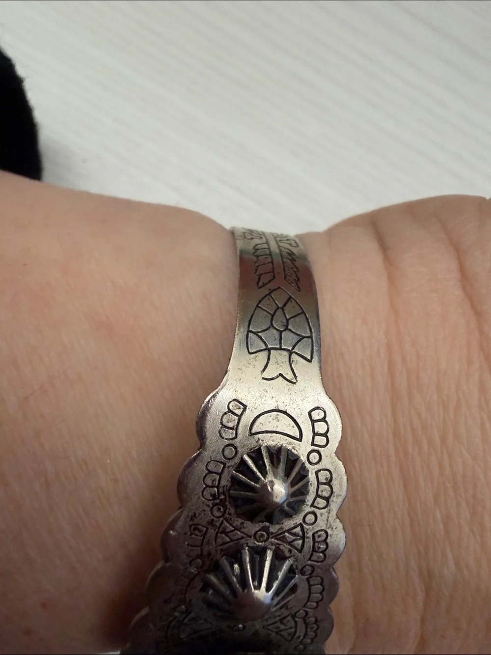 N/A silver tone